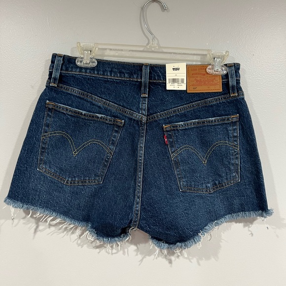 NWT Levis High Rise 501 Denim Jean Shorts Womens 28 3” Inseam Medium Wash - Picture 5 of 11